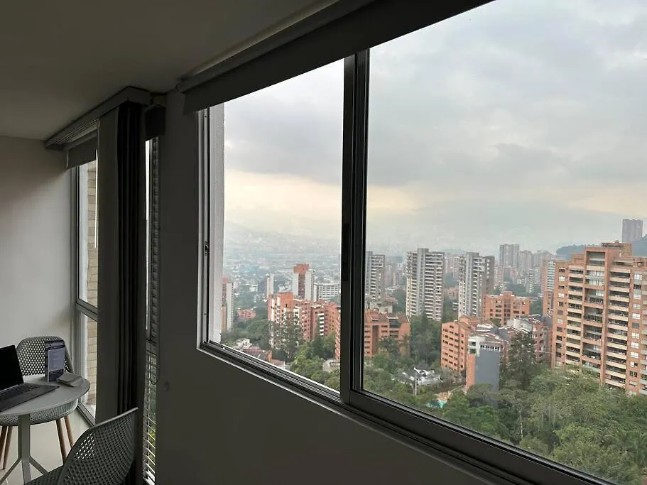 Apartmán Moderno Loft Poblado Con Vista A Las Montanas 1712 Medellín